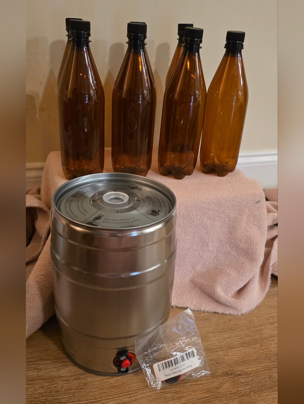 Stainless Steel Mini Keg (5 Liters) & (7) Amber Plastic Bottles w/Lids